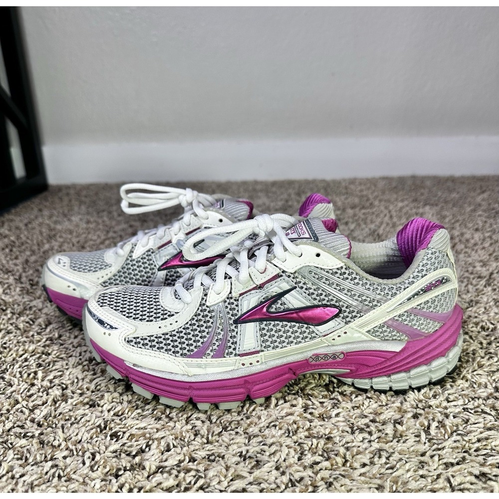Brooks Adrenaline GTS 12 Gray Pink Womens 7.5 B Shoes Sneakers 1201001D950